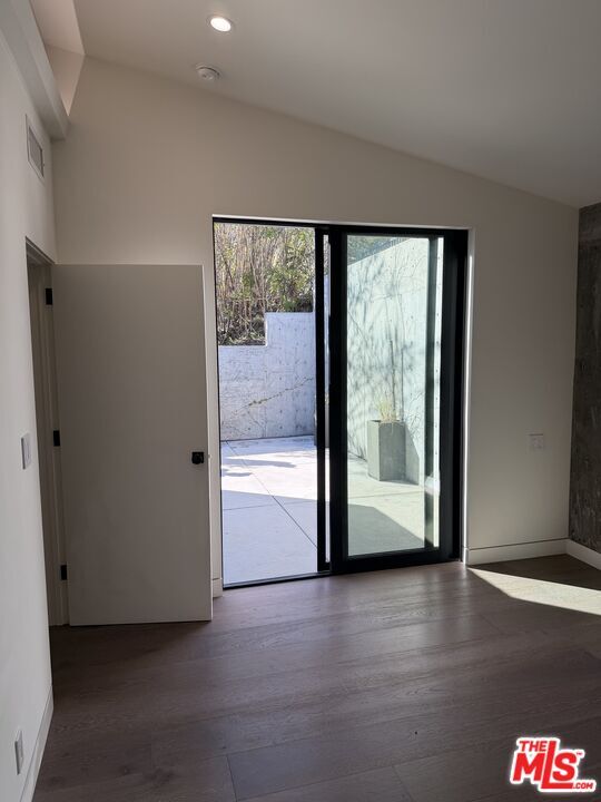 Building Photo - 4517 Cleland Ave