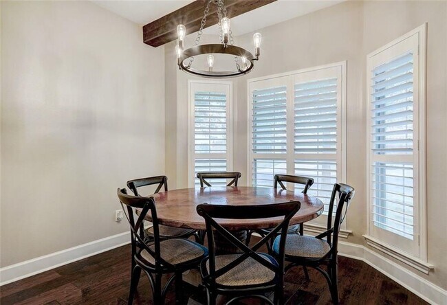 Building Photo - 30389 Ledgemont