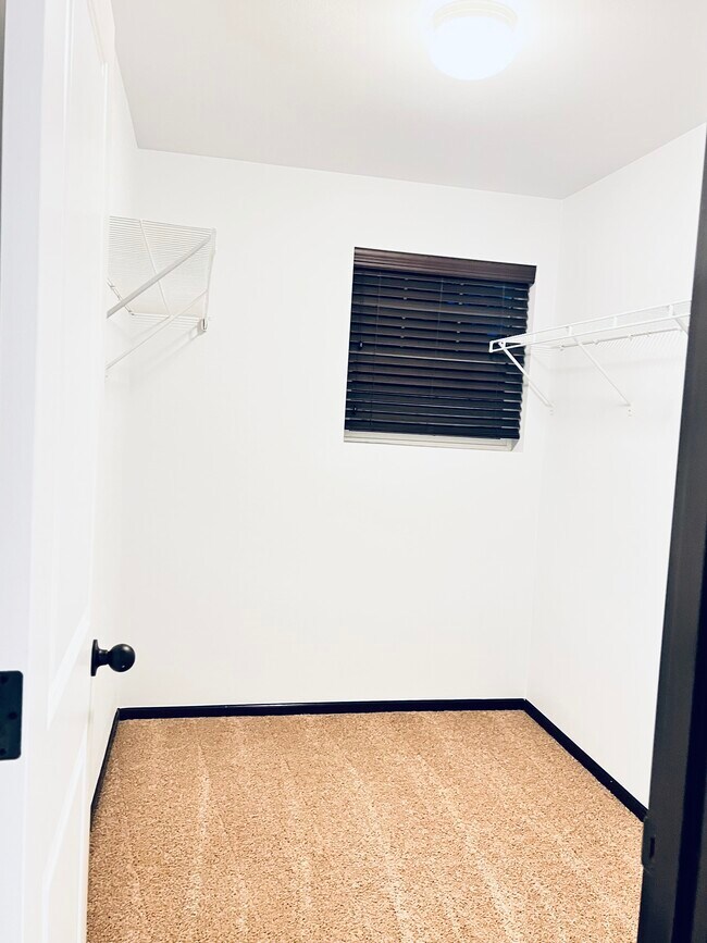 Building Photo - 5815 148th Pl NE