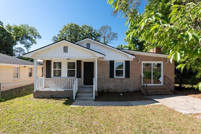 Building Photo - 102 Burdock Cir