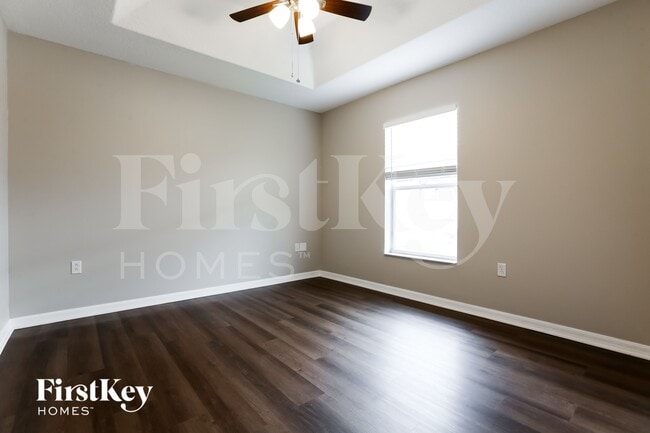 Building Photo - 7224 Sussex Ln