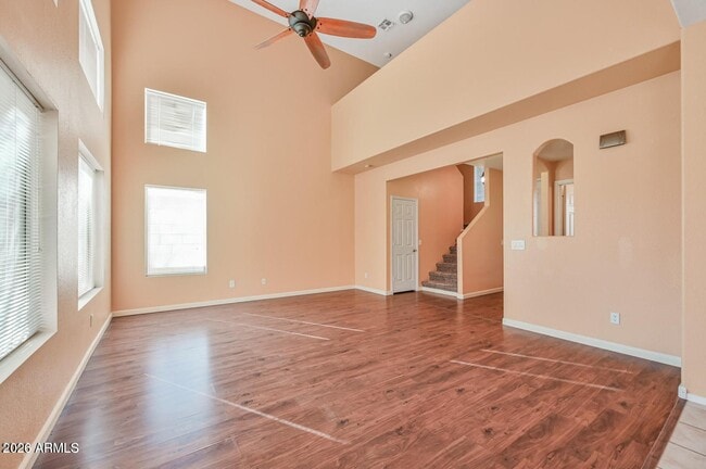 Building Photo - 2621 E Waterview Ct