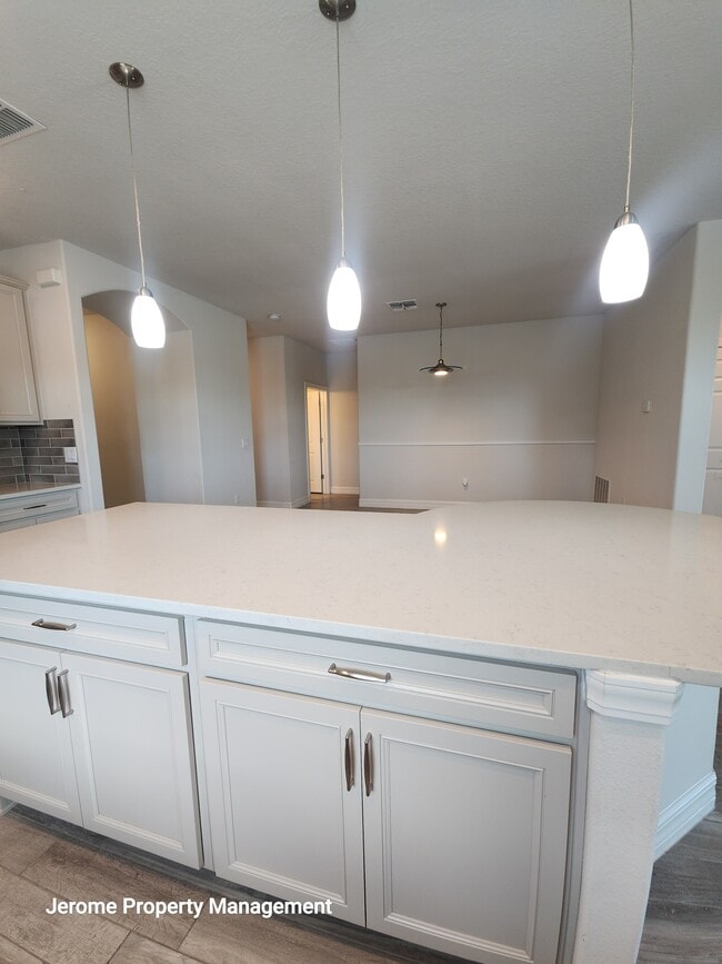 Building Photo - 18743 Coastal Shr Ter