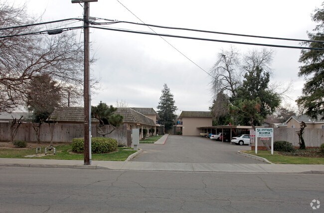 Primary Photo - Woodglen Apts