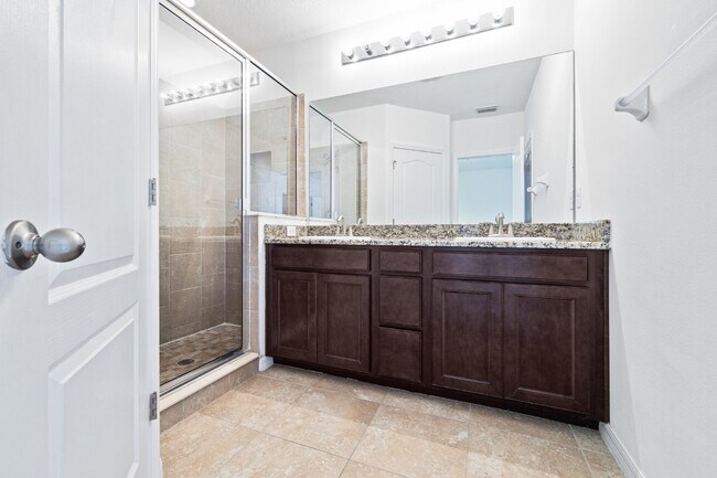 Building Photo - "Gated community in Seven Oak 3-Bedroom Townhouse with Granite Countertops in Wesley Chapel, FL"