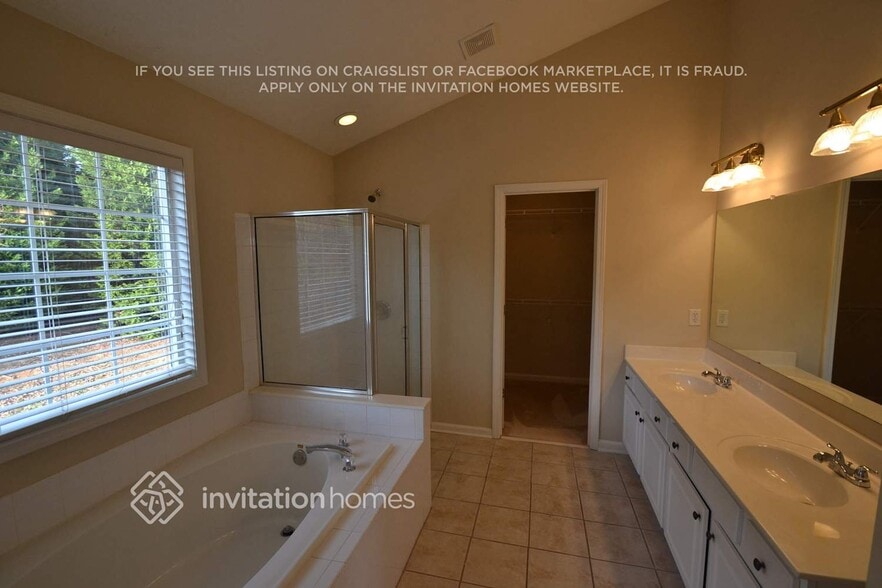 Building Photo - 2970 Belshire Trail