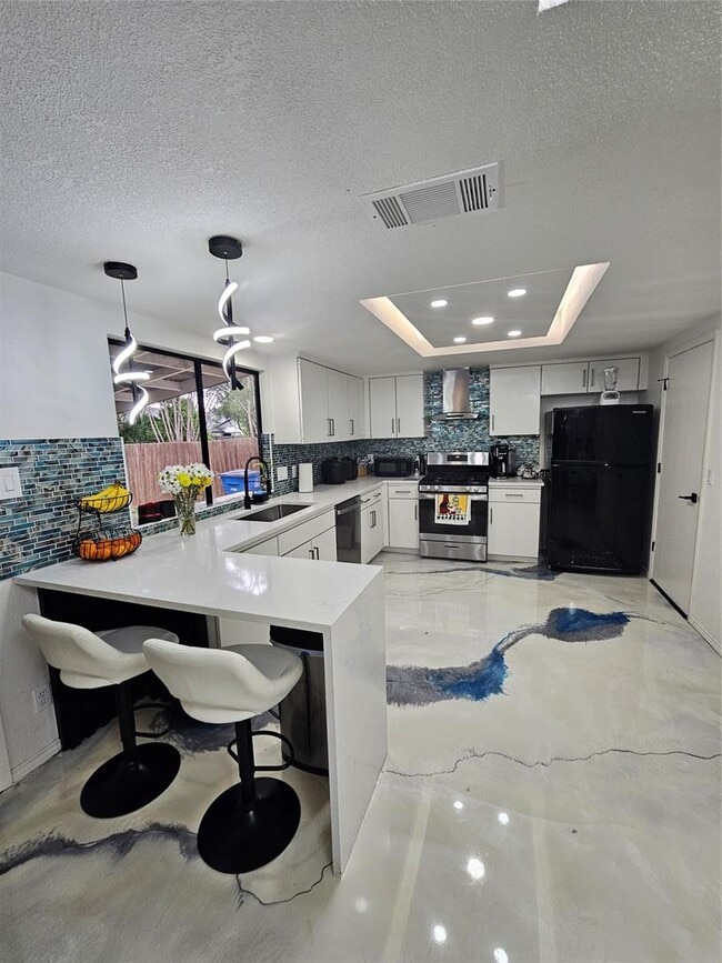 Building Photo - 10706 Berthound Dr