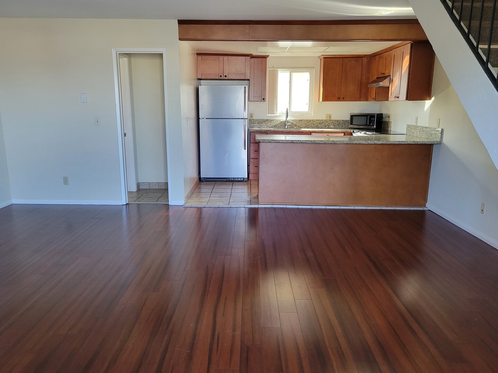 Building Photo - 1001 Seal Way