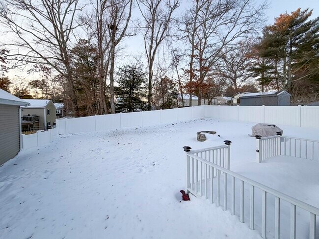 Building Photo - 168 Park Ave