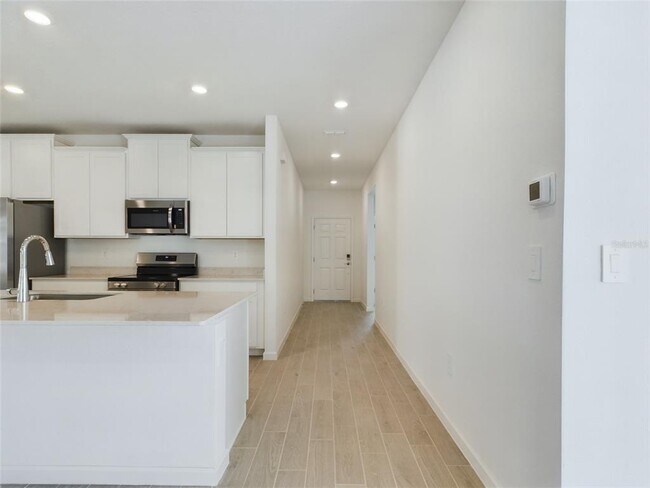 Building Photo - 6865 SW 87th St