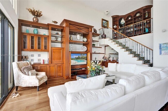 Building Photo - 2000 N Ocean Blvd