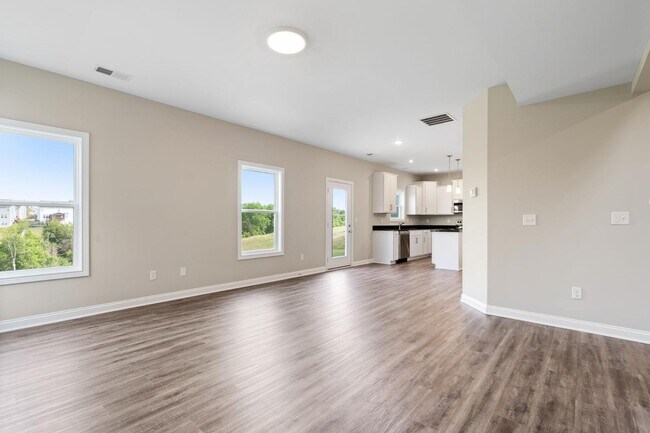 Building Photo - 916 Camden Ct