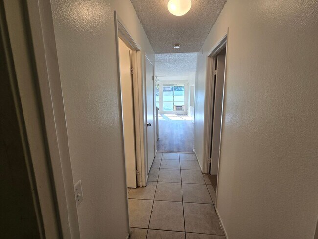 Building Photo - 91-920 Laaulu St #1F