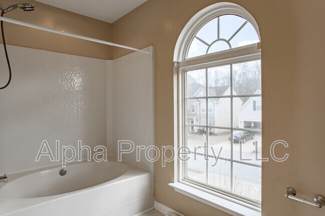 Building Photo - 631 Timber Walk Dr