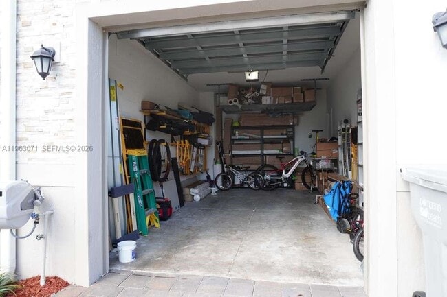 Building Photo - 385 NW 9th St