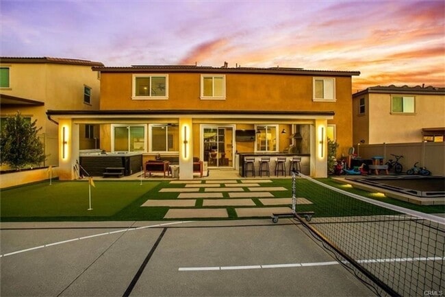 Building Photo - Stunning and Spacious 5BR 3BA Home w/ Solar Panels + Community Pool + Basketball/Tennis Court + S...