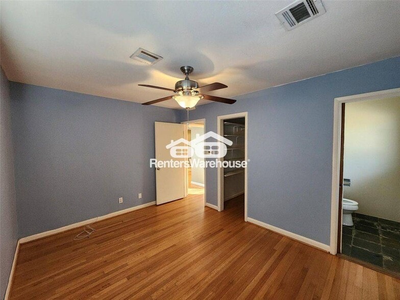 Building Photo - 6418 Woodbrook Ln