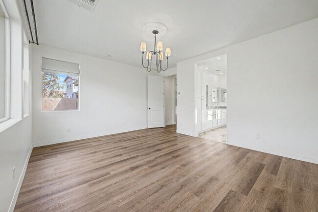 Building Photo - 6954 W Maya Way