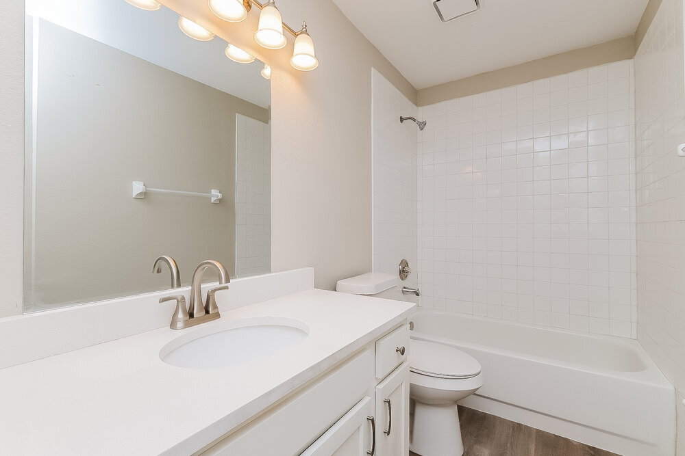 Building Photo - 807 Greenbelt Cir