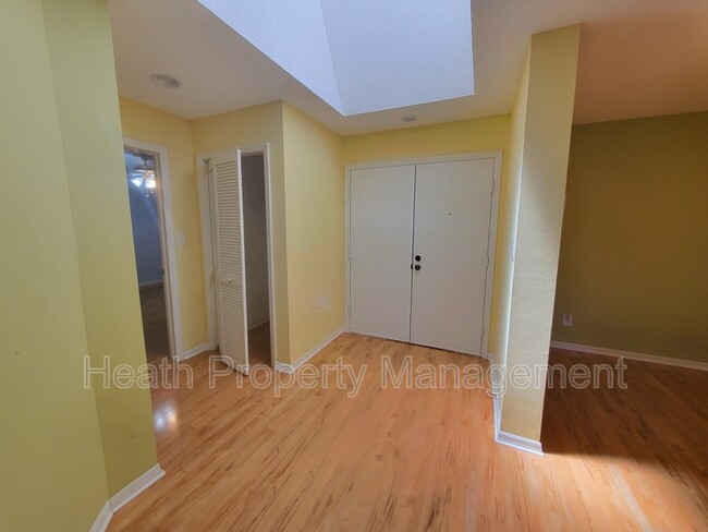 Building Photo - 11609 Parkview Ln