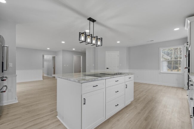 Building Photo - 2730 Cultra Rd