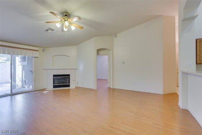 Building Photo - 10308 Juniper Creek Ln