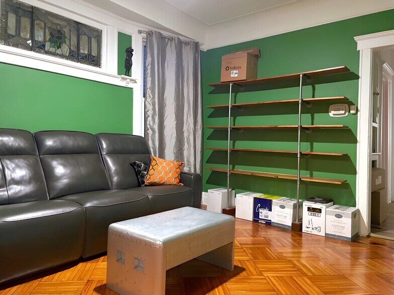 Building Photo - 7 Duncan Ct