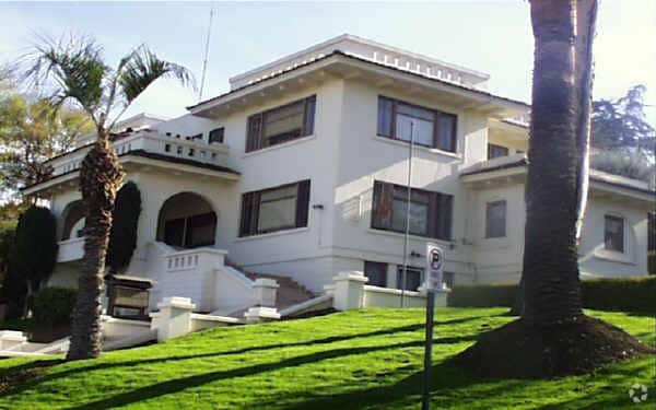 Building Photo - The Dodgson House