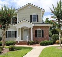 Building Photo - Beautiful Sea Trail Plantation townhome