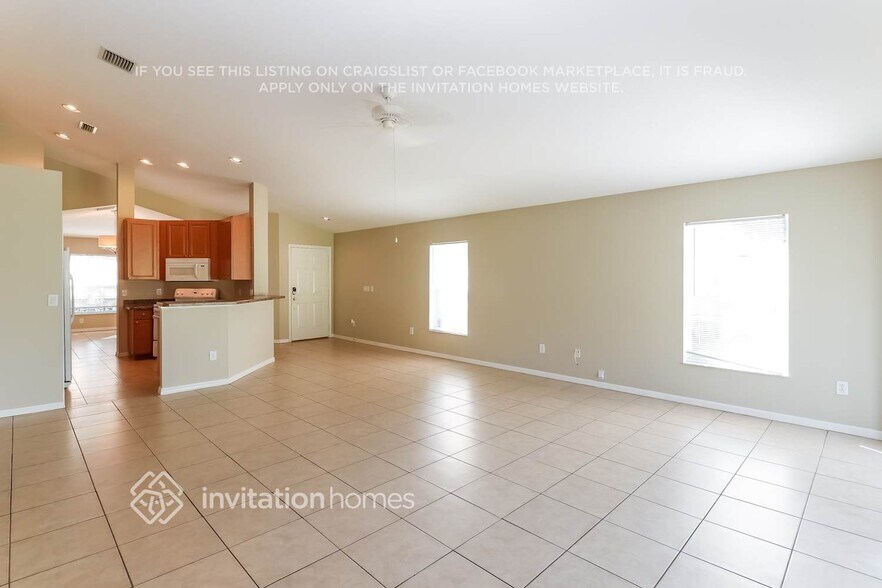 Building Photo - 6647 Cambridge Park Dr