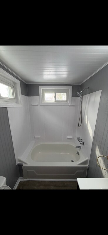 Building Photo - 191 Parkinson Ave