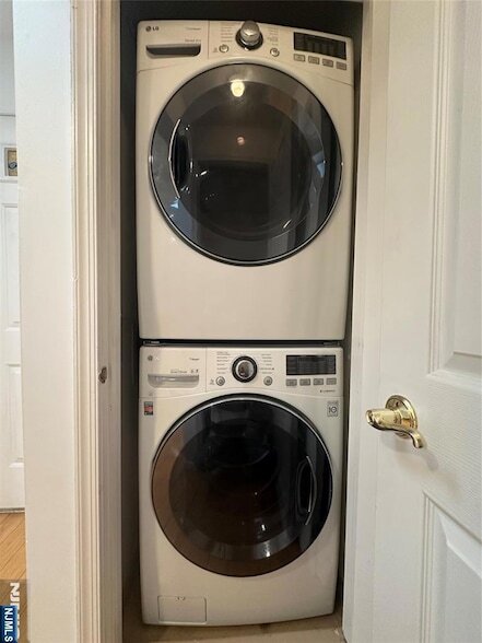 Building Photo - 38 Garden Pl