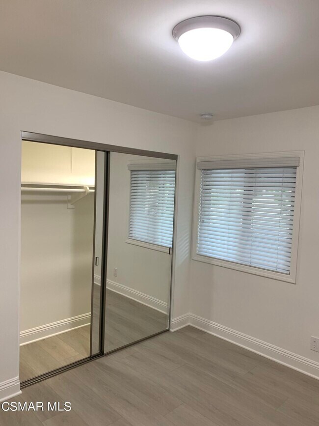 Building Photo - 1242 Landsburn Cir