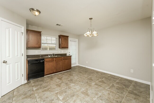 Building Photo - 8035 Logan Dr