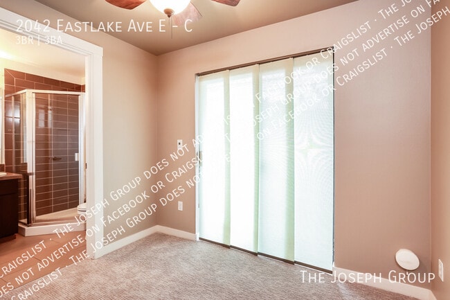 Building Photo - 2042 Eastlake Ave E