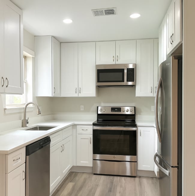 Building Photo - Gastonia Groves Apartments