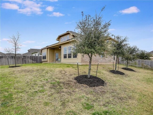 Building Photo - 500 Cardenas Ln