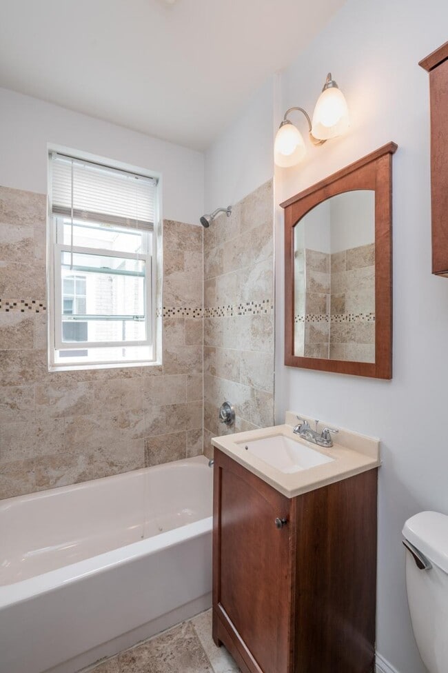 Building Photo - 1 bedroom in Boston MA 02135