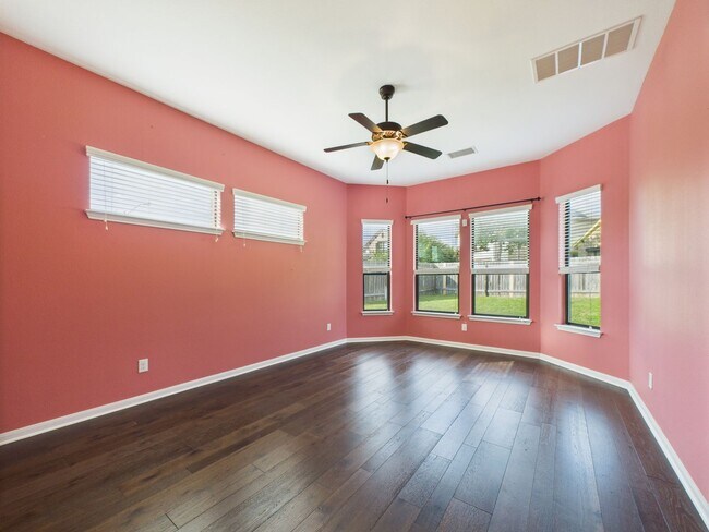 Building Photo - Sendero Springs
