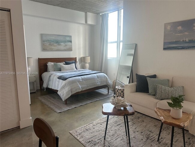 Building Photo - 133 NE 2nd Ave