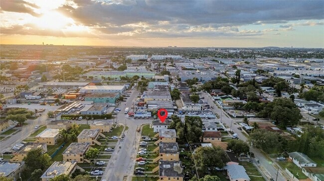 Building Photo - 4801 NW 33rd Ave