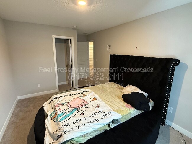 Building Photo - 8754 Laurelton Pl