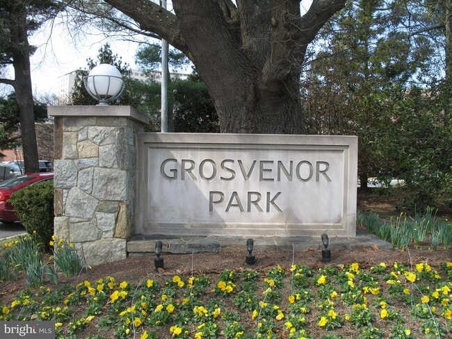 Building Photo - 10232 Rockville Pike