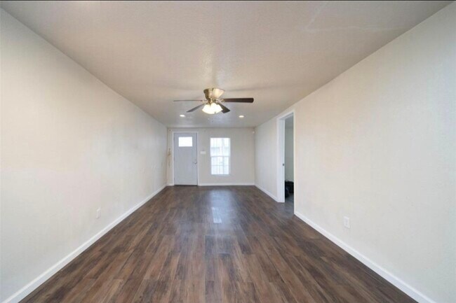 Building Photo - 12115 Segrest Dr