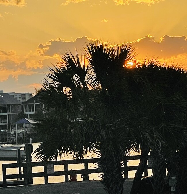 Year Round Wrightsville Beach - 101 Lumina Ave N