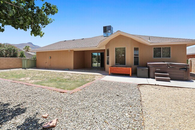 Building Photo - 351 Cielo Grande Ct