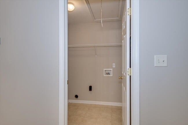 Building Photo - 1206 Bison Way