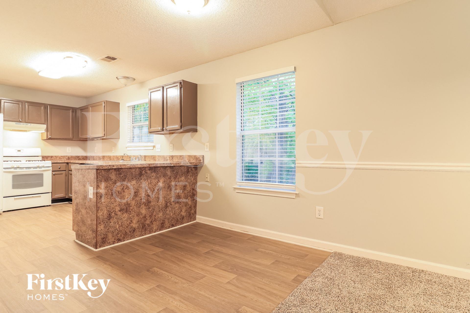 Building Photo - 1456 Chaseway Cir