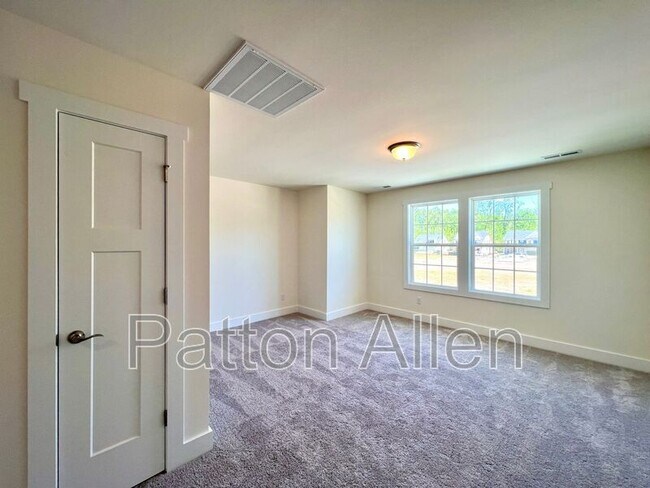 Building Photo - 117 N Christie Ct