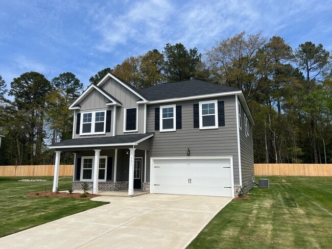 Building Photo - Exquisite Rental Home Features 4 Beds, 2.5 Baths in John's Landing!